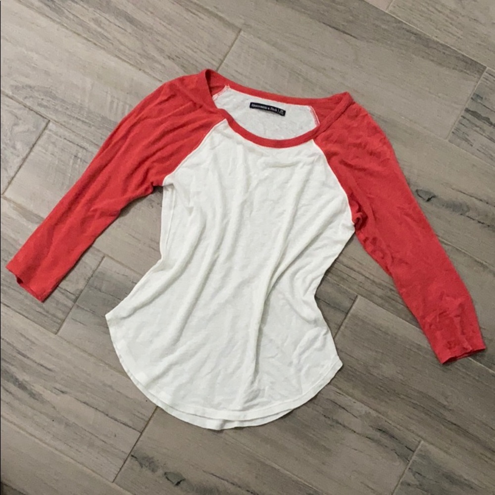 Abercrombie Baseball Tee - coral